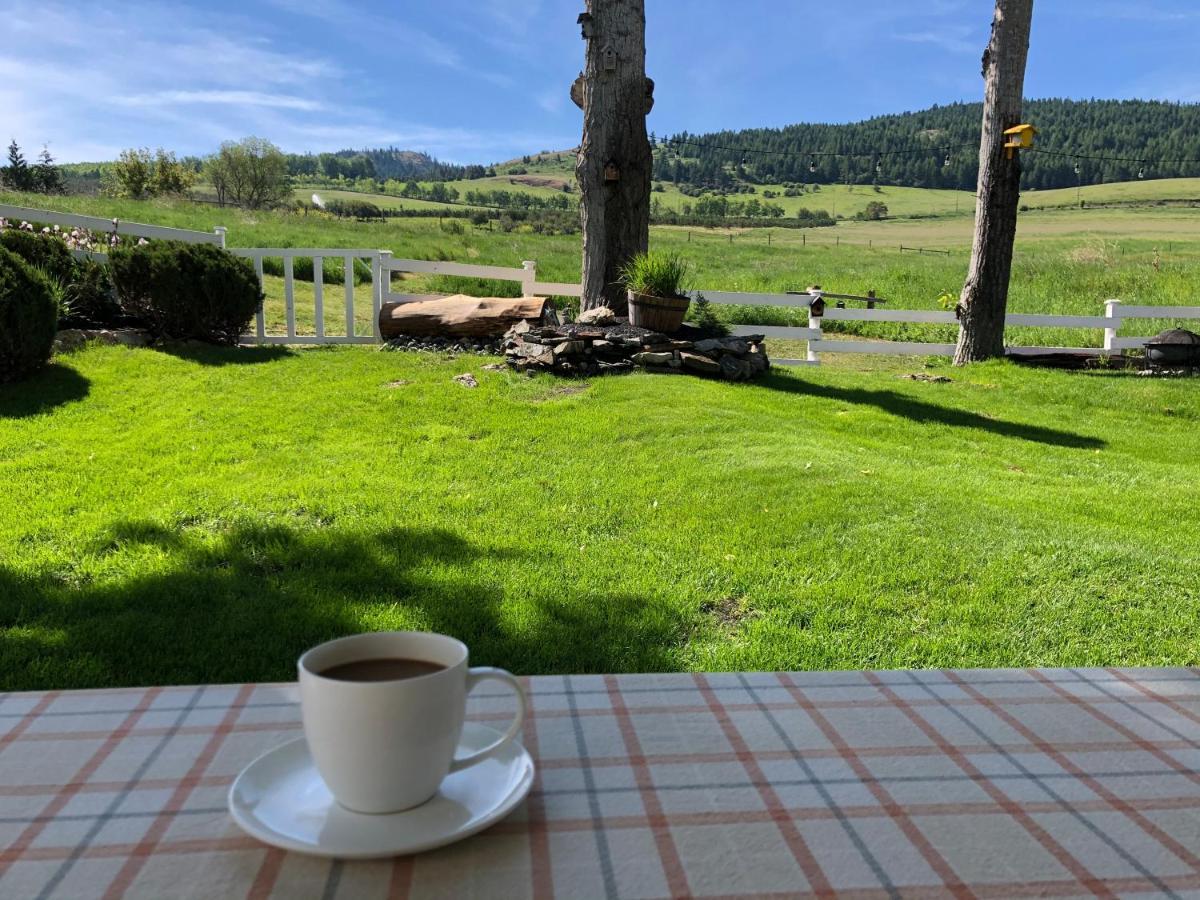 Country Cottage B&B Vernon Esterno foto